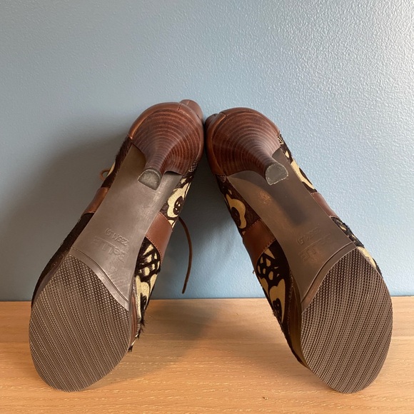 Floral Print Open Toe Ankle Boots - Picture 12 of 12